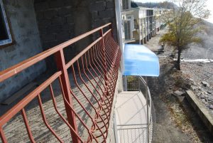 Balcony rail
